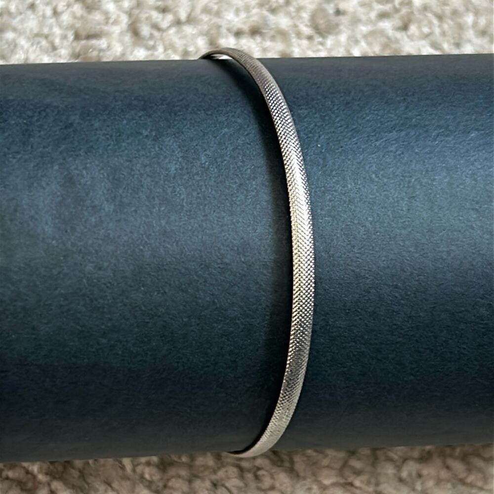 Women’s‎ vintage dainty silver stainless steel bangle bracelet one size